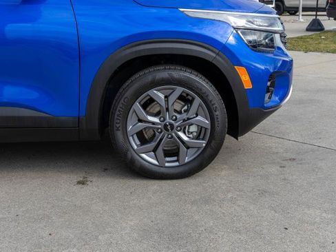 Certified 2024 Kia Seltos S image 34