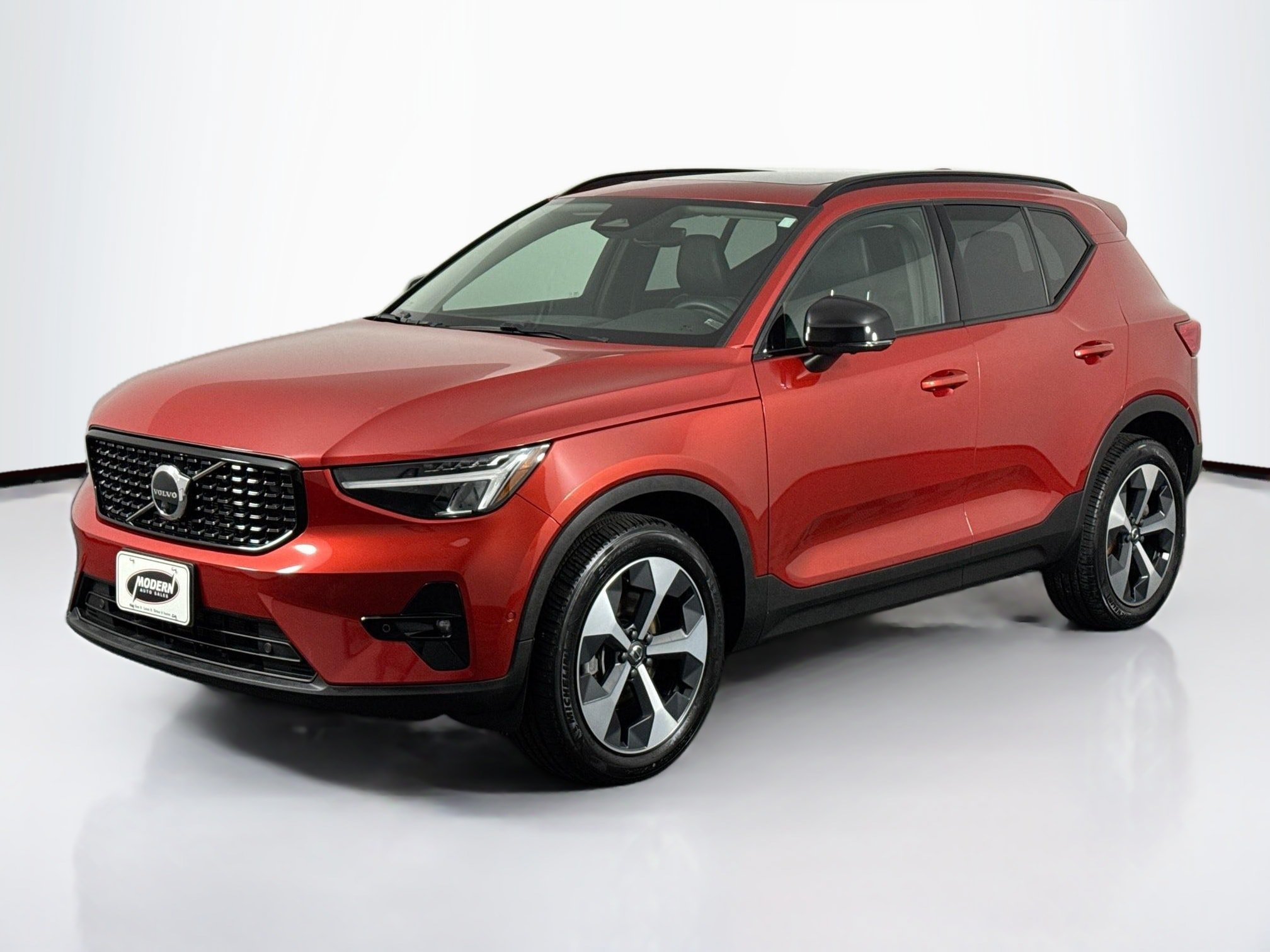 Used 2023 Volvo XC40 B5 Ultimate AWD/4WD image 10