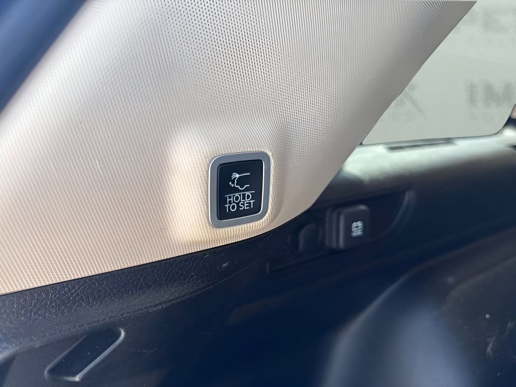 Used 2022 Jeep Grand Cherokee Limited AWD/4WD image 20