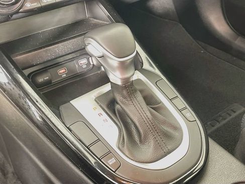 Used 2022 Kia Forte GT-Line FWD image 18
