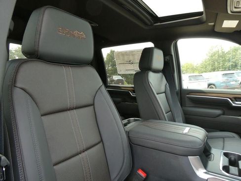 New 2026 Chevrolet Silverado 2500 High Country w/ High Country Premium Package AWD/4WD image 13