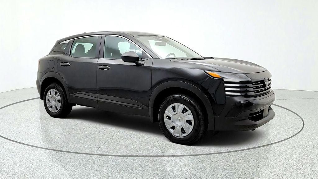 Used 2026 Nissan Kicks S FWD image 3
