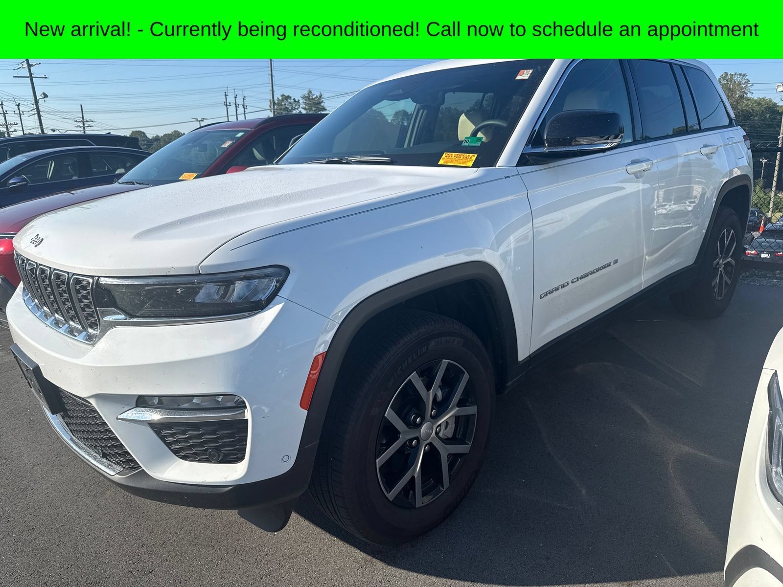 Used 2025 Jeep Grand Cherokee Limited w/ Luxury Tech Group II AWD/4WD image 1