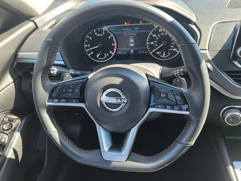 Used 2023 Nissan Altima 2.5 SR image 19