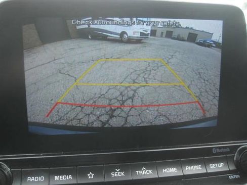 Used 2020 Kia Forte LXS FWD image 23