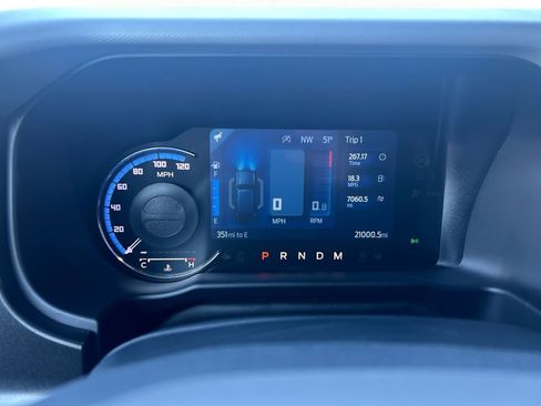 Used 2023 Ford Bronco Badlands w/ Sasquatch Package image 16