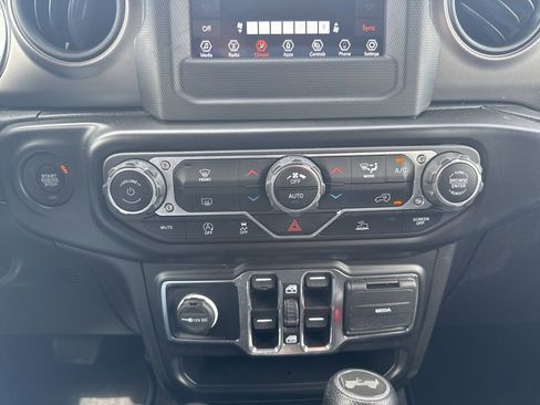 Certified 2021 Jeep Wrangler Unlimited Sport image 25