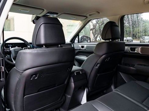 Used 2025 Hyundai Santa Fe SEL image 22