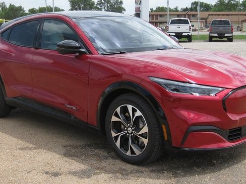 Used 2023 Ford Mustang Mach-E Premium image 1