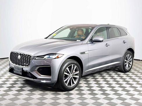 Used 2025 Jaguar F-PACE R-Dynamic S image 1