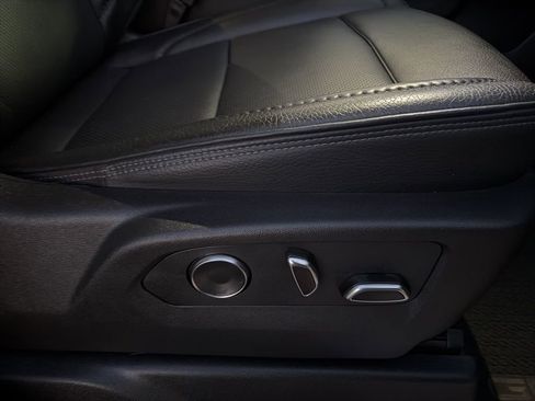 Certified 2024 GMC Sierra 1500 Denali image 28