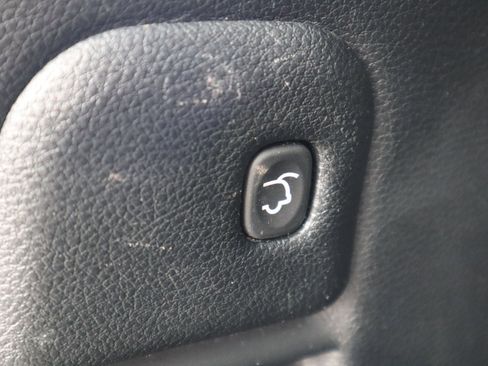 Used 2018 Jeep Grand Cherokee Limited image 51