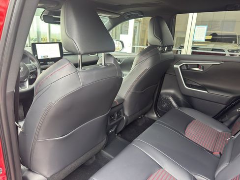Used 2025 Toyota RAV4 XSE w/ Weather Package image 7