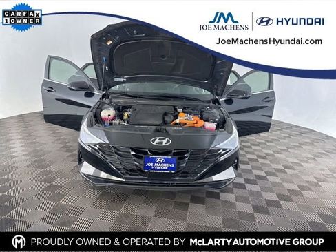 Used 2022 Hyundai Elantra Limited w/ Cargo Package image 13