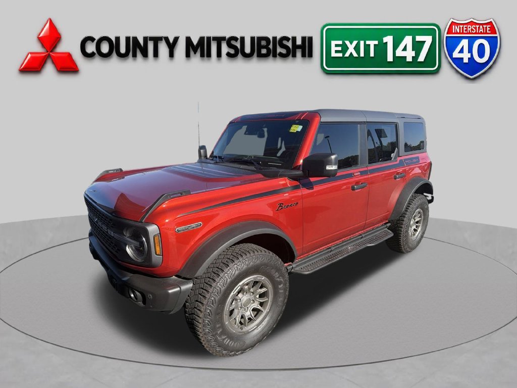 Used 2023 Ford Bronco Badlands AWD/4WD image 3