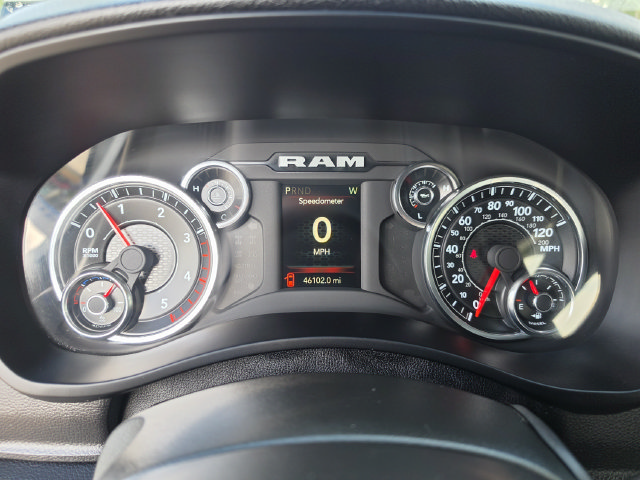 Used 2024 RAM 2500 Big Horn AWD/4WD image 36