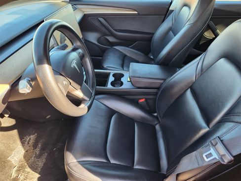 Used 2022 Tesla Model 3 image 12