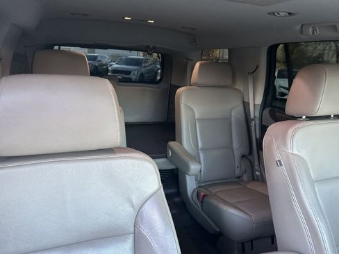 Used 2016 Chevrolet Tahoe LT image 30