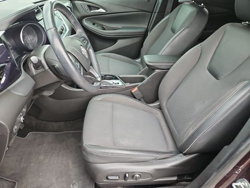 Used 2021 Buick Encore GX Select FWD image 23