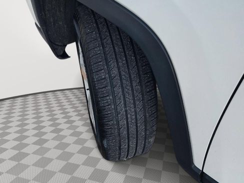 Used 2018 Jeep Compass Latitude image 15