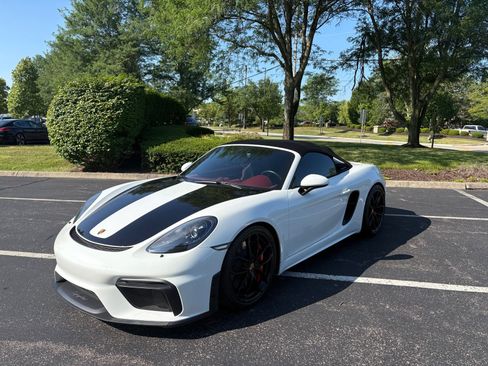 Used 2020 Porsche 718 Boxster Spyder RWD image 1