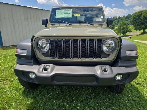 New 2025 Jeep Wrangler Sport AWD/4WD image 10