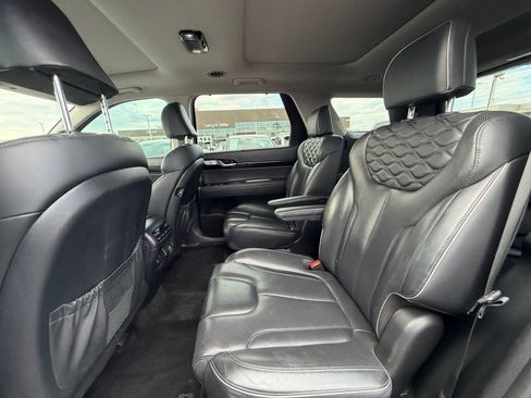 Used 2022 Hyundai Palisade Limited AWD/4WD image 17
