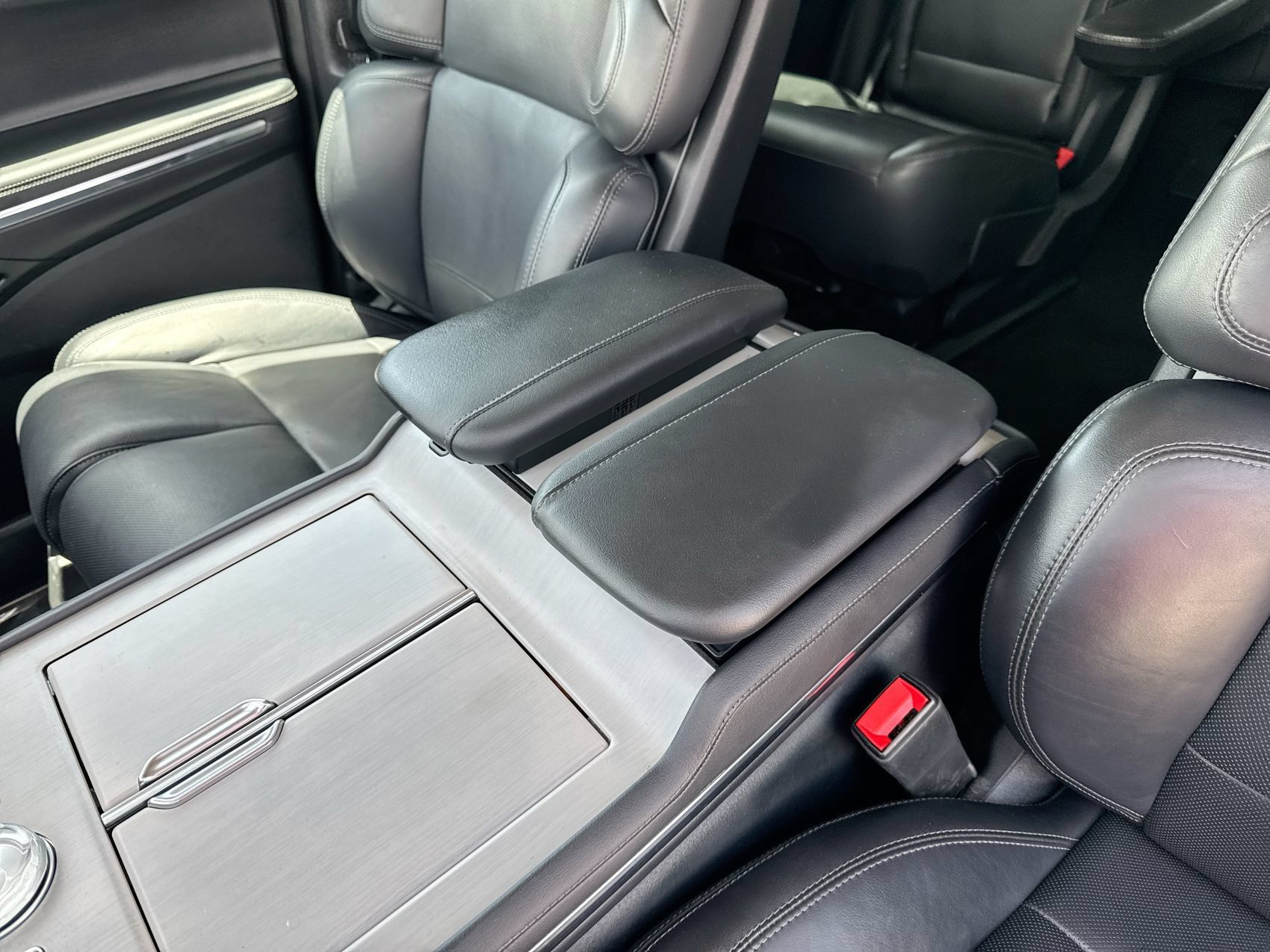 Used 2025 Lincoln Navigator Reserve AWD/4WD image 23