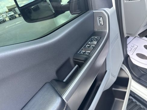 Used 2025 Ford F250 XLT w/ Snow Plow Prep Package AWD/4WD image 14
