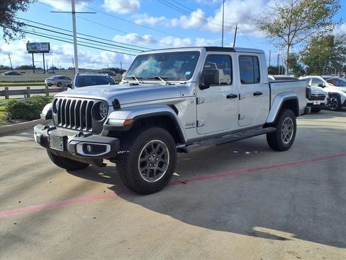 Used 2022 Jeep Gladiator Overland w/ Popular Equipment Package image 21