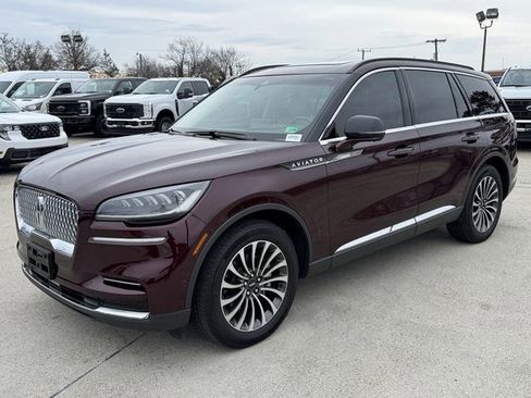 Used 2022 Lincoln Aviator Reserve w/ Equipment Group 201A image 12