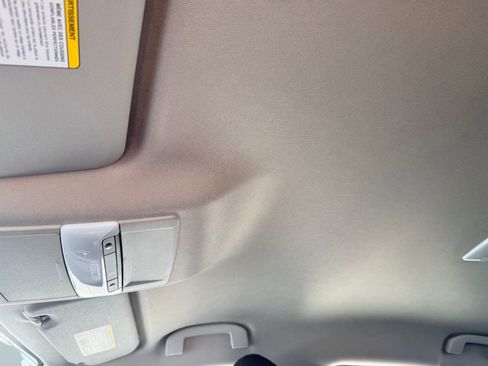 New 2025 Nissan Sentra SV image 12