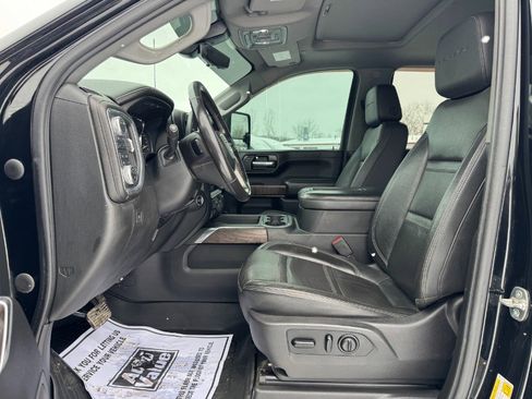 Used 2021 GMC Sierra 3500 Denali w/ Denali Ultimate Package image 15
