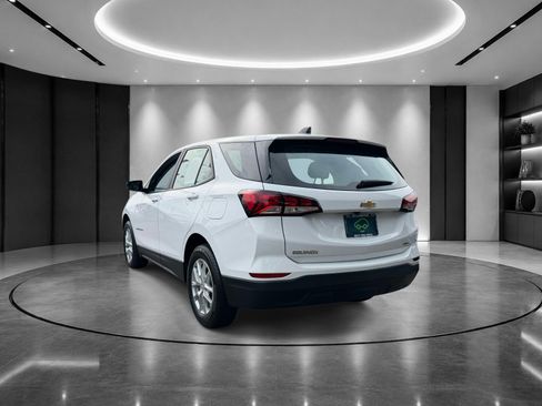 Certified 2023 Chevrolet Equinox LS AWD/4WD image 4