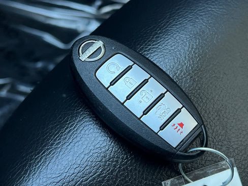 Used 2024 Nissan Altima 2.5 SR FWD image 24