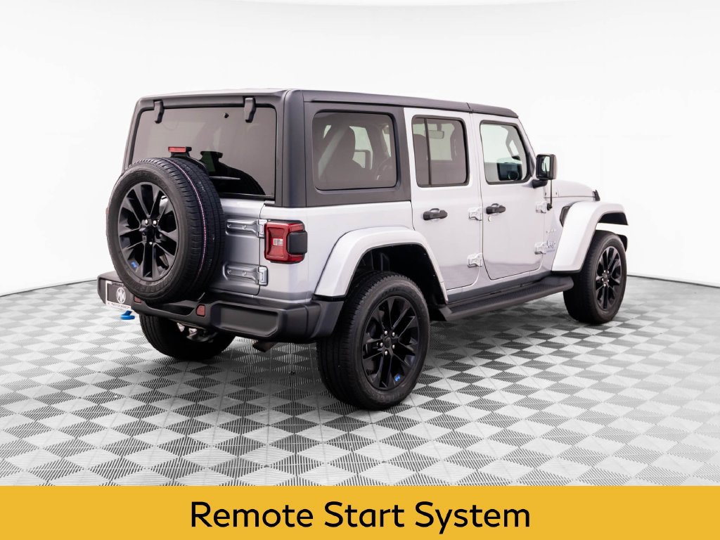 Used 2023 Jeep Wrangler Unlimited Sahara w/ Cold Weather Group AWD/4WD image 5