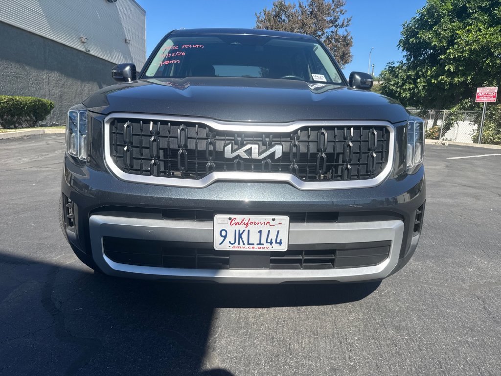Certified 2024 Kia Telluride LX FWD image 8