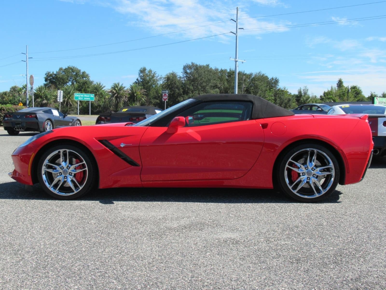 Used 2015 Chevrolet Corvette Stingray Convertible w/ 2LT Preferred Equipment Group RWD image 5
