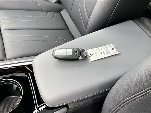 New 2026 Audi Q3 quattro 2.0T image 10