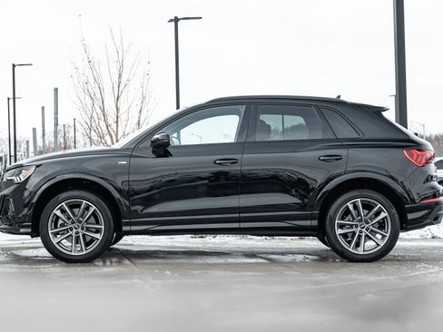 Certified 2024 Audi Q3 2.0T Premium image 6