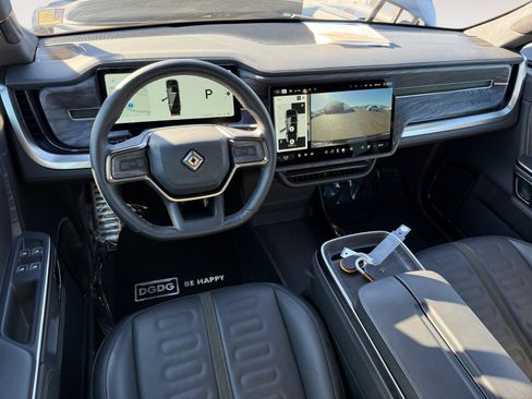 Used 2023 Rivian R1S Launch Edition image 15