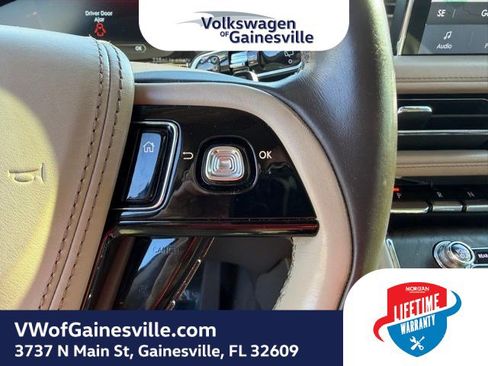 Used 2020 Lincoln Aviator Reserve w/ Equipment Group 202A image 24