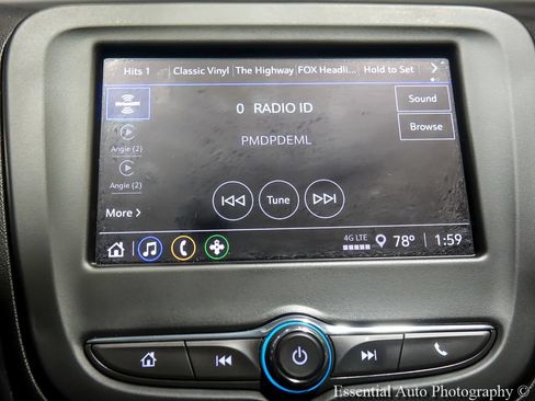 Used 2023 Chevrolet Equinox RS w/ LPO, Floor Liner Package AWD/4WD image 20