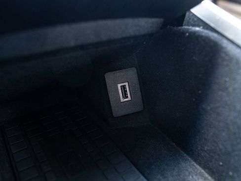 Used 2020 Lincoln Nautilus Reserve w/ Equipment Group 201A image 32