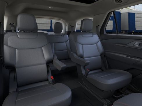 New 2026 Ford Explorer Active AWD/4WD image 11