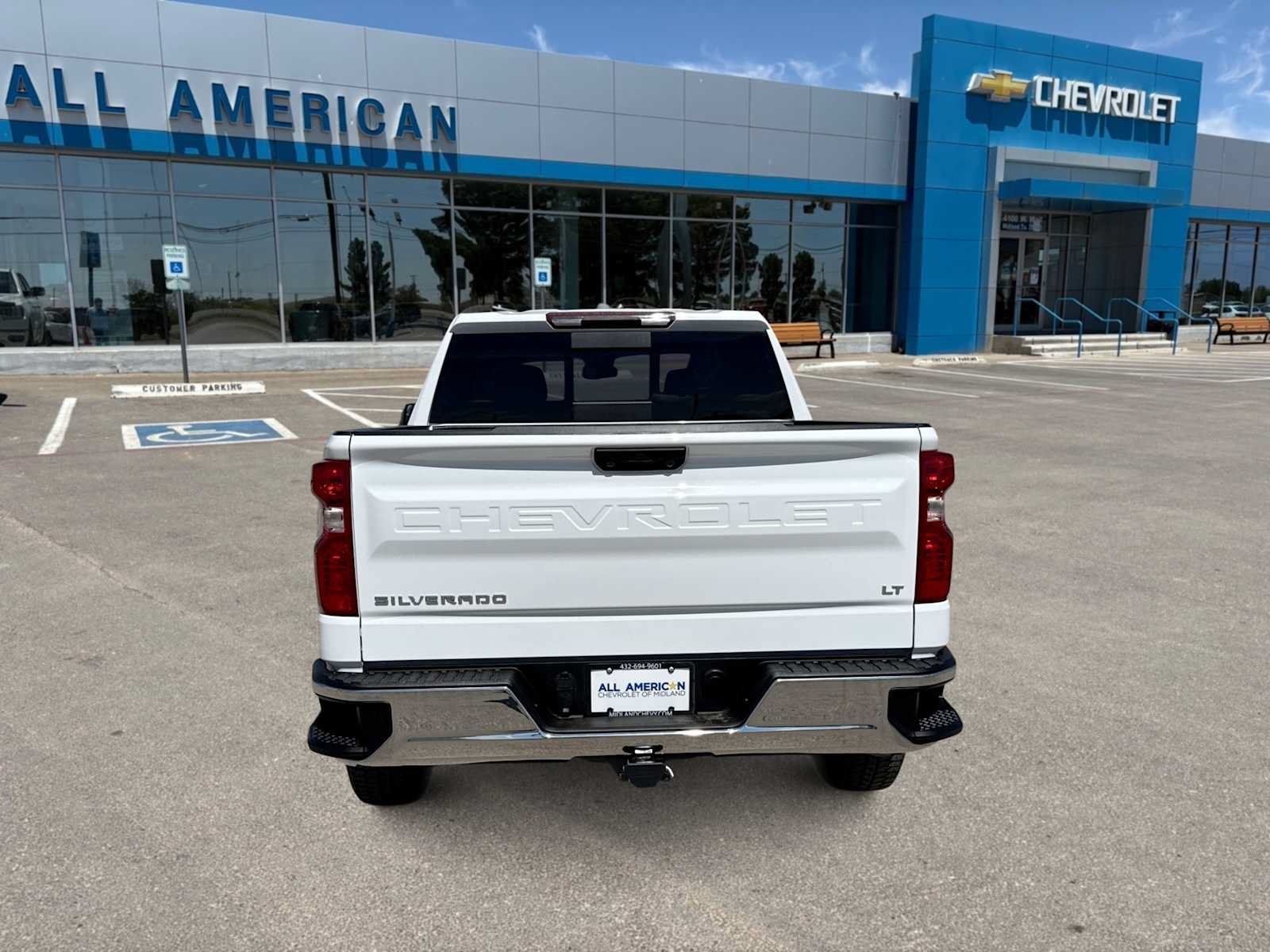 Used 2025 Chevrolet Silverado 1500 LT w/ Texas Edition Plus AWD/4WD image 7