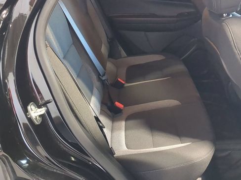 Used 2025 Chevrolet TrailBlazer LT FWD image 20