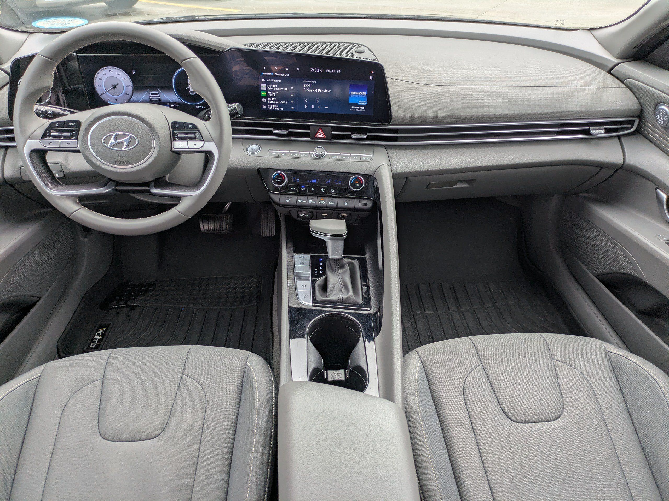 Certified 2023 Hyundai Elantra SEL w/ Convenience Package FWD image 13