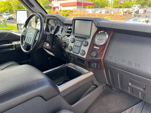 Used 2016 Ford F350 Lariat w/ Lariat Ultimate Package AWD/4WD image 8