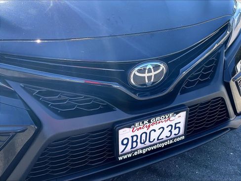 Used 2022 Toyota Camry SE w/ Convenience Package image 32